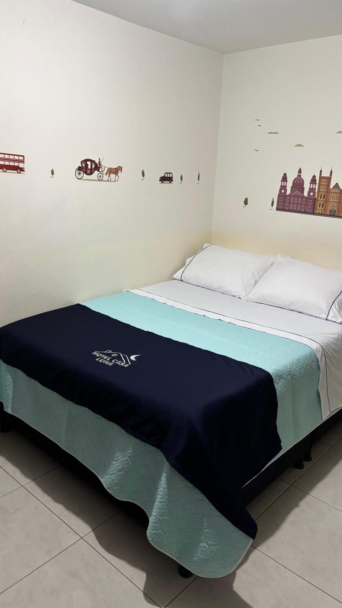 Hotel Casa Luna Bogota Room photo