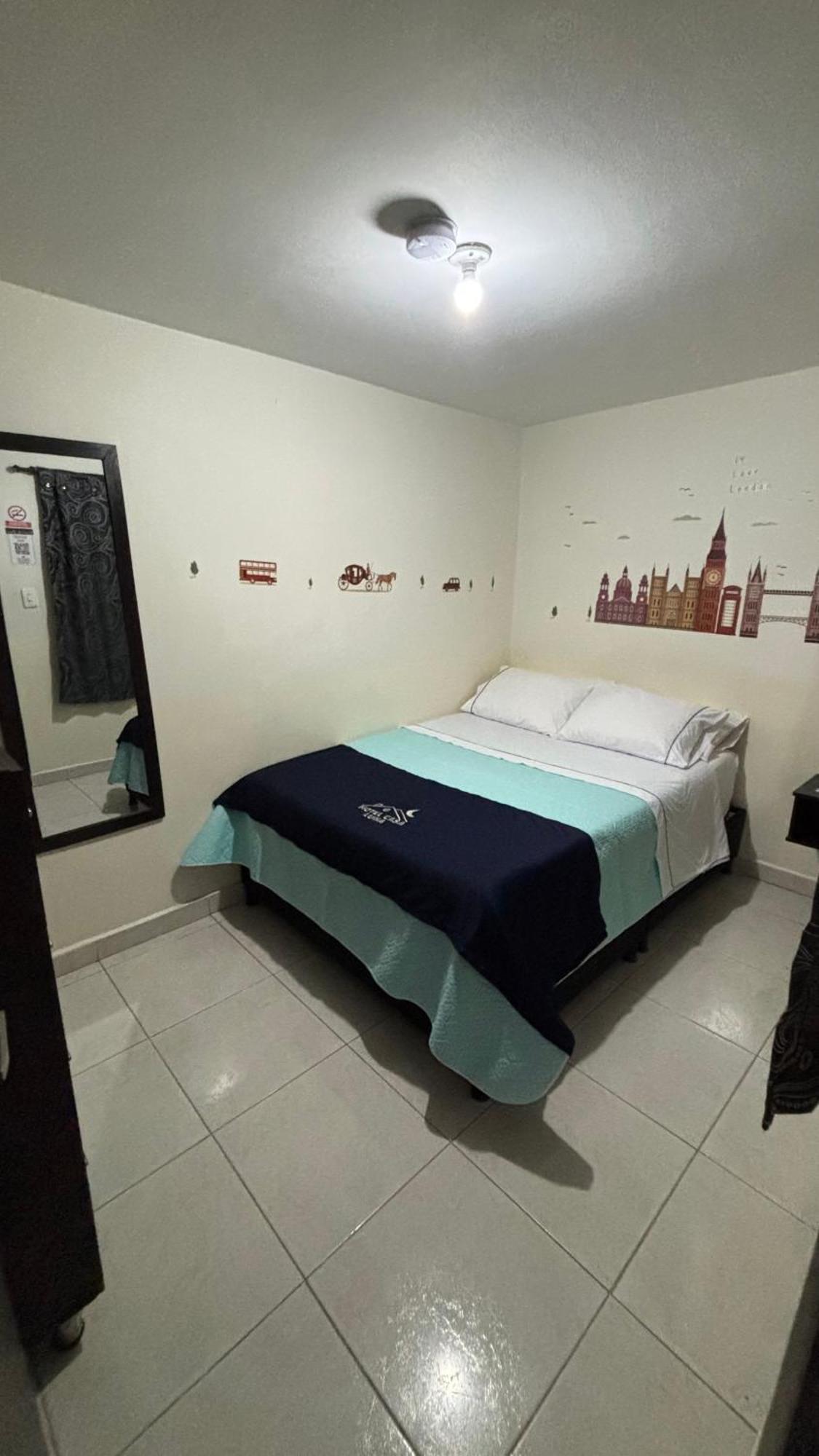 Hotel Casa Luna Bogota Room photo
